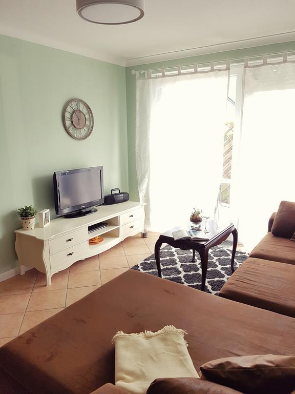 Hugo Apartment *